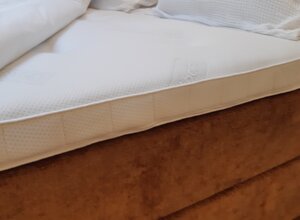 Boxspring Gentle 006.jpg